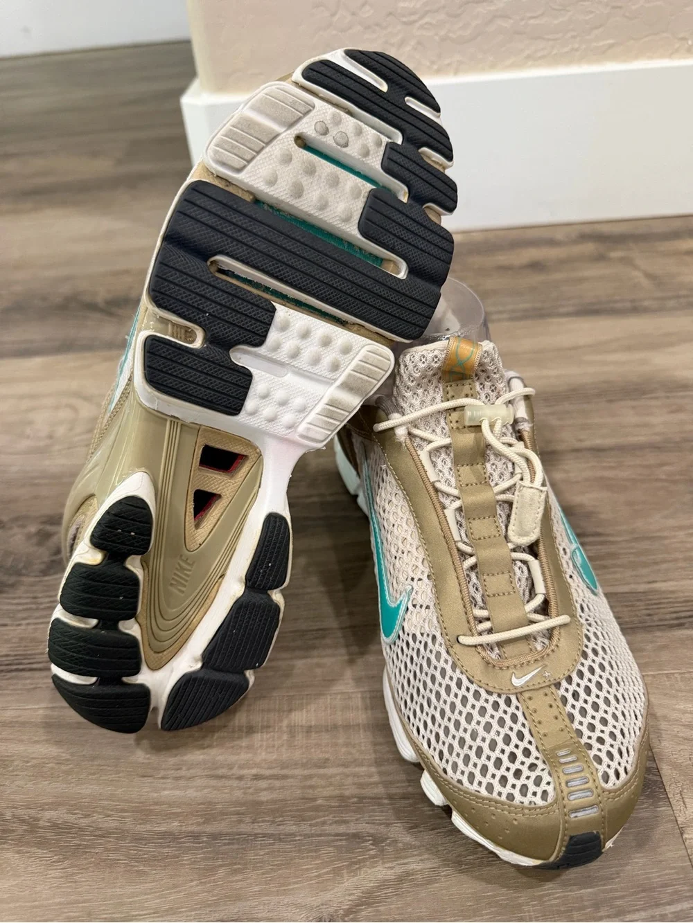 Nike Zoom Air Dynamic Heel Fit Mesh Running Shoes Women’s 8.5 Tan Teal Y2K